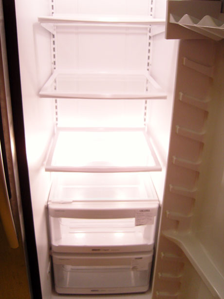 Clean fridge